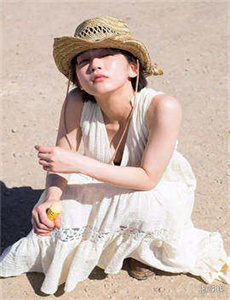 《邻家女优》