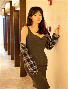 《我女朋友的妈妈7完整视频有翻译》