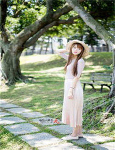 《暗花 电影》